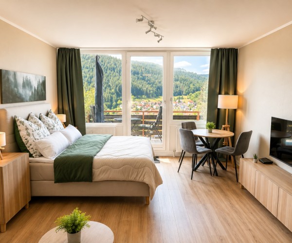 Baiersbronner Rosenberg – Balkon mit Panoramablick – Mein Schwarzwaldhäusle GmbH