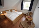Schoenes Ferienhaus mit Kamin fuer die ganze Familie direkt am See in Roebel