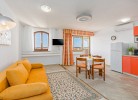 Apartment Livija 4