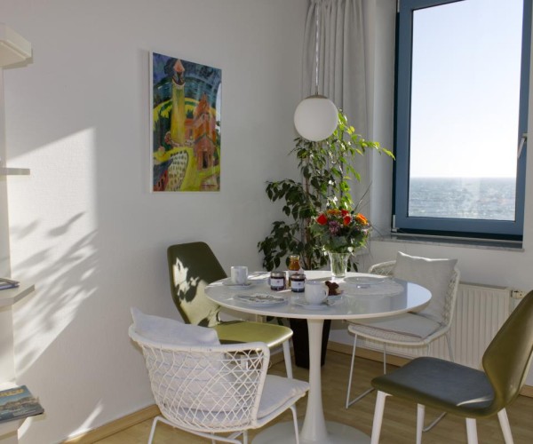Inselblume 17 - Ferienwohnung mit Meerblick in der Strandburg B2.5