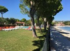 Front Lake Resort Le Corti del Lago Zweizimmer-Bungalow Bilo A2