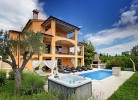 Villa Ari