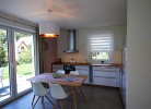 K 100 EG - stilvolle Ferienwohnung mit traumhaften Garten, Kinderspielplatz & Außenwhirlpool