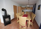 Schoenes Ferienhaus mit Kamin fuer die ganze Familie direkt am See in Roebel
