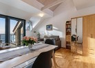 Inselblume 18 - Ferienwohnung mit Meerblick & Galerie in der Strandburg B3.4