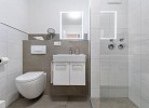 Inselblume 18 - Ferienwohnung mit Meerblick & Galerie in der Strandburg B3.4