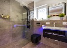 Fewo Kapitän James Cook Olpenitz by Seeblick Ferien, allergikerfreundlich, Wasserbett, 3Zi. Top Lage, E-Ladesäule, XXL- Wellnesdusche