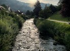 Ferienhaus Oesterle - Idyllisches Schwarzwaldhaus am Bach mit Terrasse & Balkon