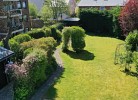 40 Weiße Villa am Schwanenteich OG links