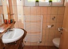 12 - familienfreundliches Ferienhaus mit grossem Garten und Seeblick