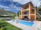 Villa Ari