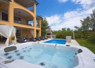 Villa Ari