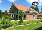 W9 - Traumhaftes Ferienhaus mit Kamin und grossem Garten in Roebel