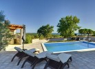 Villa White