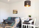 38 Weiße Villa am Schwanenteich EG links