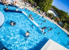 Feriendorf San Francesco Deluxe Lodge Sea View Suite für 2 Personen