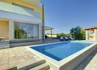 Villa White
