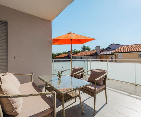 Apartment Mirjana 2