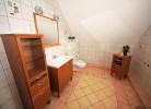 12 - familienfreundliches Ferienhaus mit grossem Garten und Seeblick