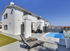 Villa Residence Oil B